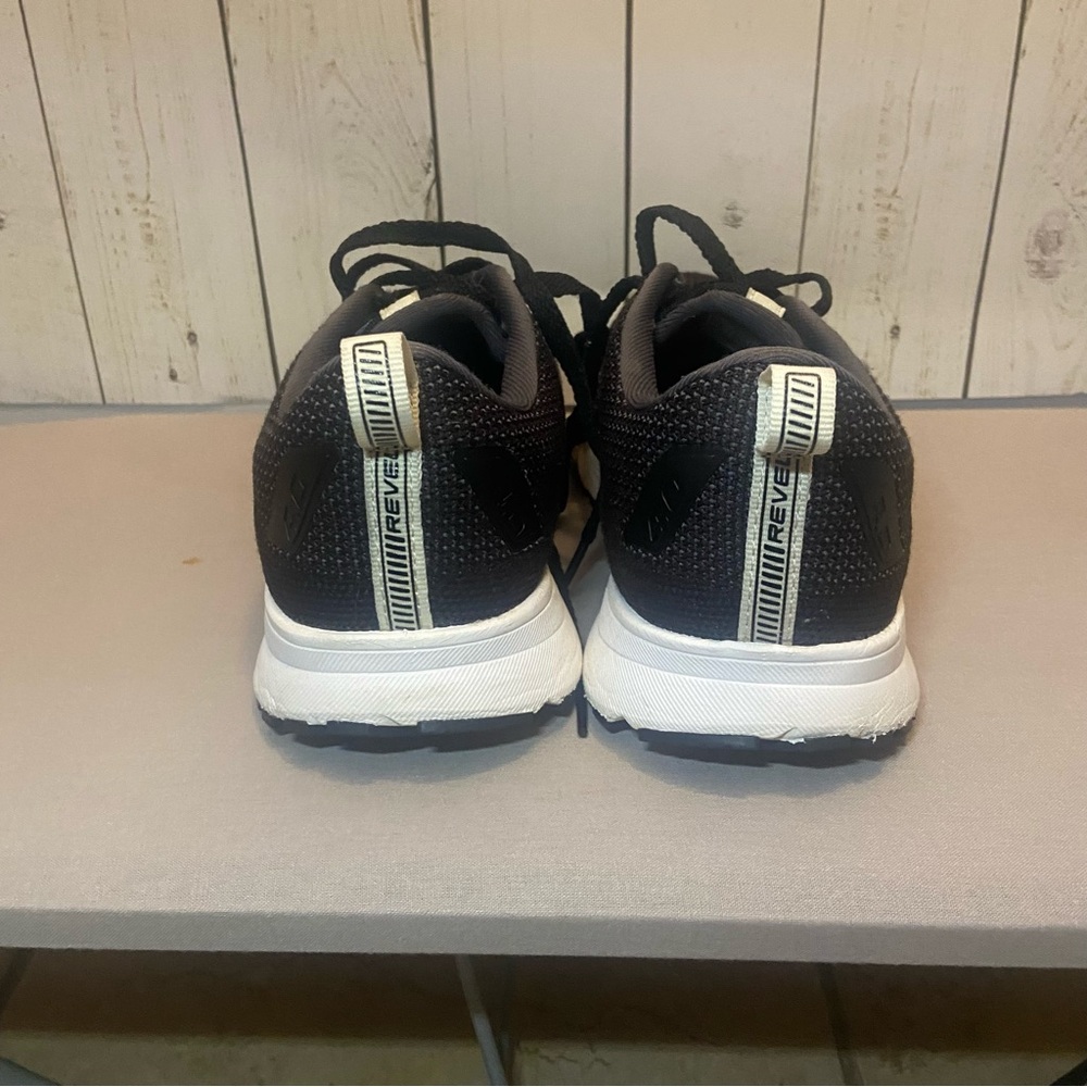 Size 9 - Brooks Revel 4 Black - 120337-1B-063 - Picture 4 of 7
